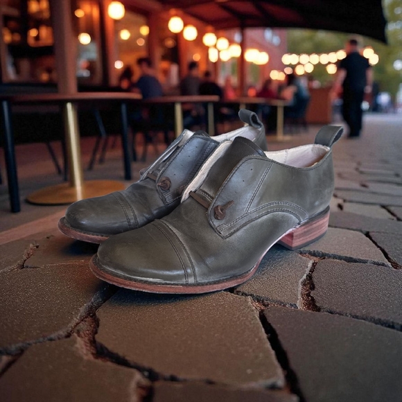 Freebird Mabel- Womens Black Leather Shoes - Picture 1 of 11